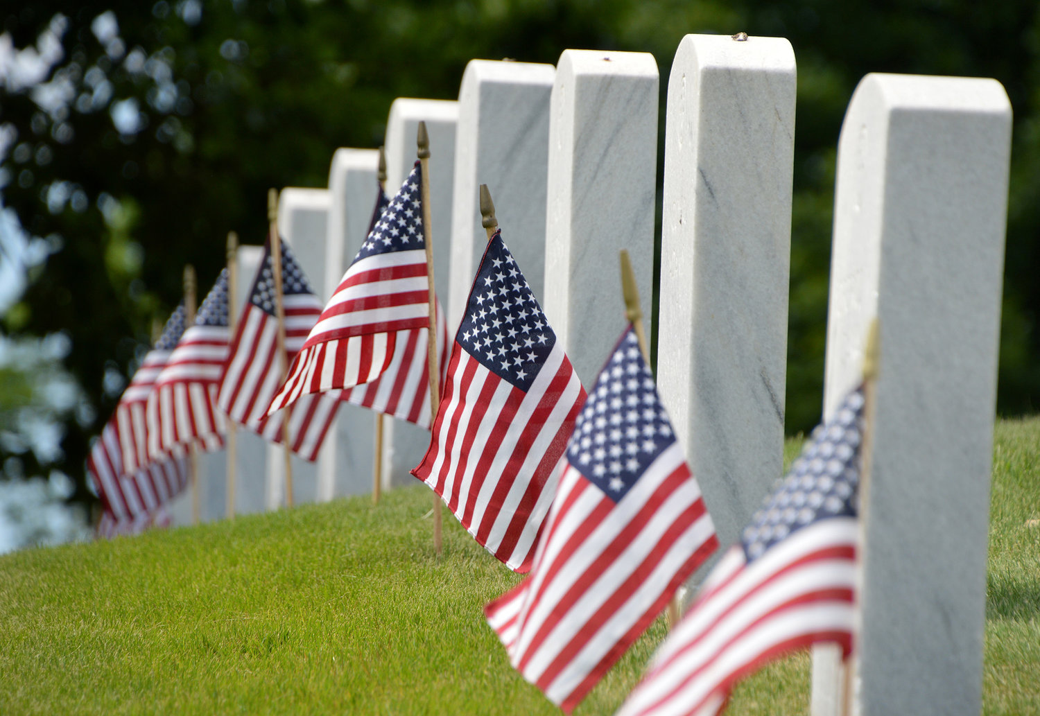 PHOTO GALLERY Memorial Day at Marietta National Cemetery